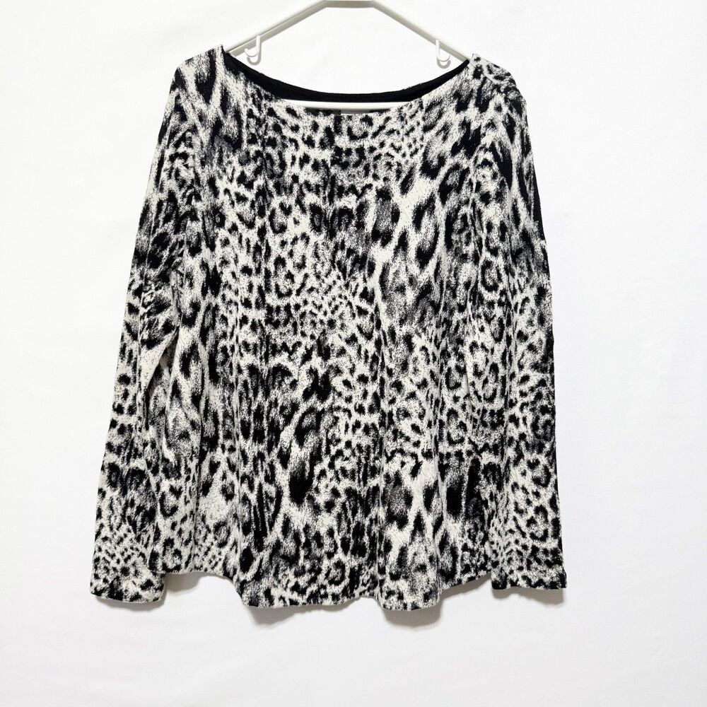 Chicos Top Size 2 Large Black White Leopard Print Boat Neck Long Sleeve